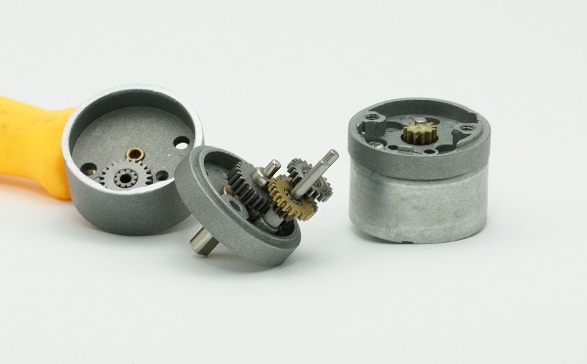 Moteur à engrenages CC 20 mm